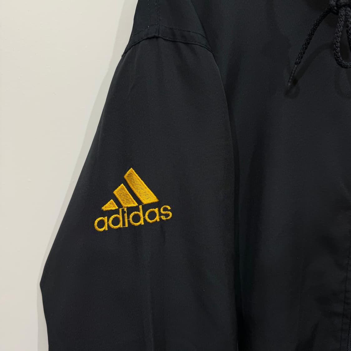 아디다스 빈티지 후드 바람막이  상품이미지5