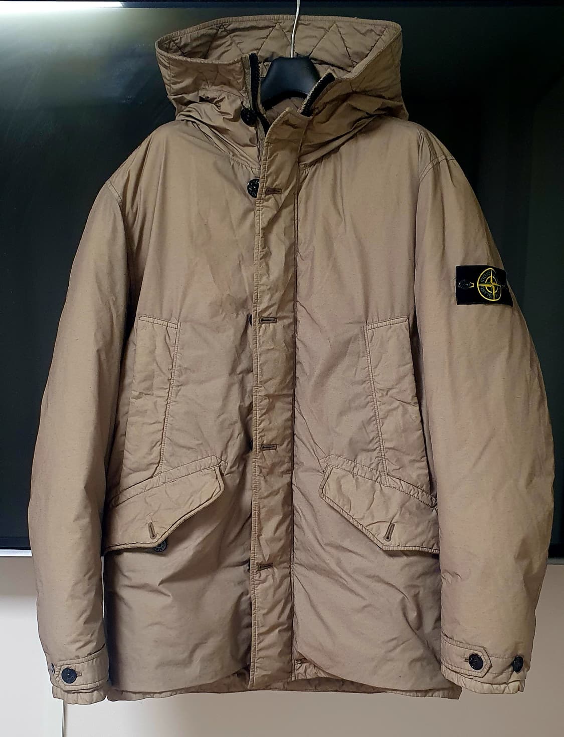 스톤아일랜드 20FW 나슬란 후드패딩/다크베이지/L 상품이미지1