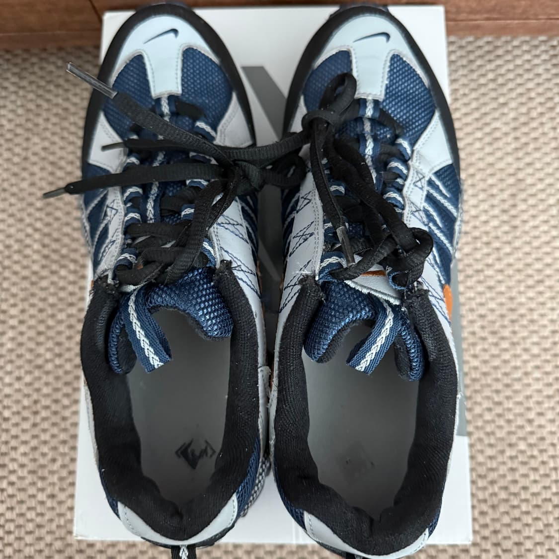 나이키 에어 휴마라 280 미드나잇 네이비 앤 옵시디언 트랙킹 운동화 상품이미지2