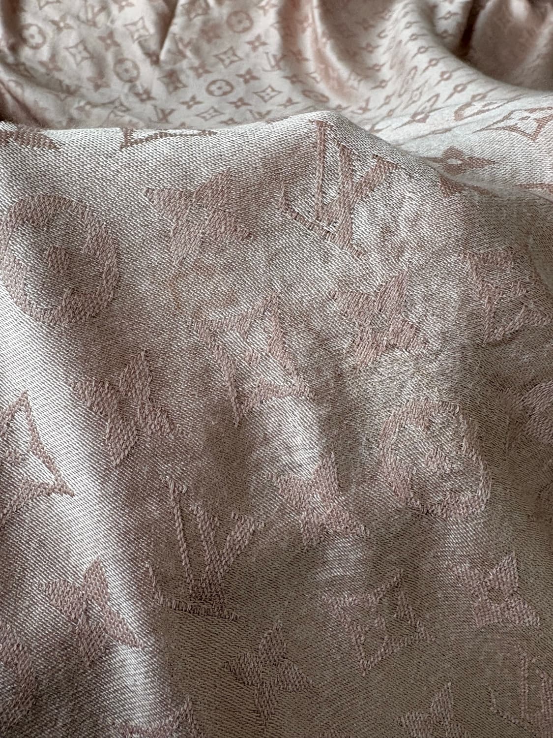 [정품] 루이비통 모노그램 샤인 숄 스카프 상품이미지9