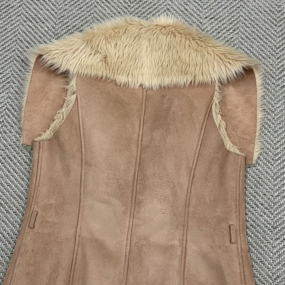 아르마니익스체인지 무스탕 베스트 v2069 상품이미지4