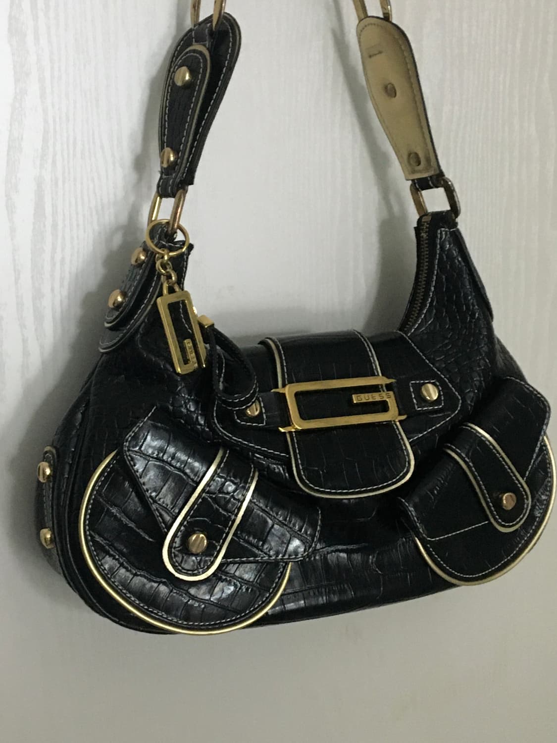 Guess croc leather shoulder bag 상품이미지2