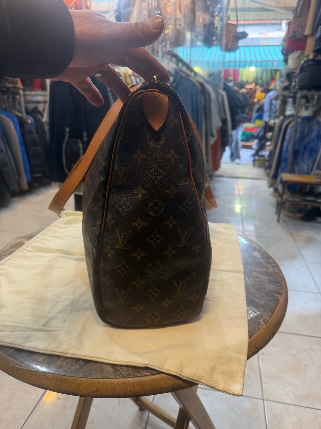 정품 루이비통 플래너리45 보스턴백 팝니다 상품이미지2