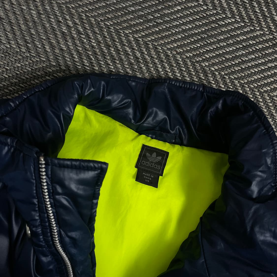 00s 아디다스 네온 자수로고 네이비 패딩 점퍼y 3966 상품이미지6