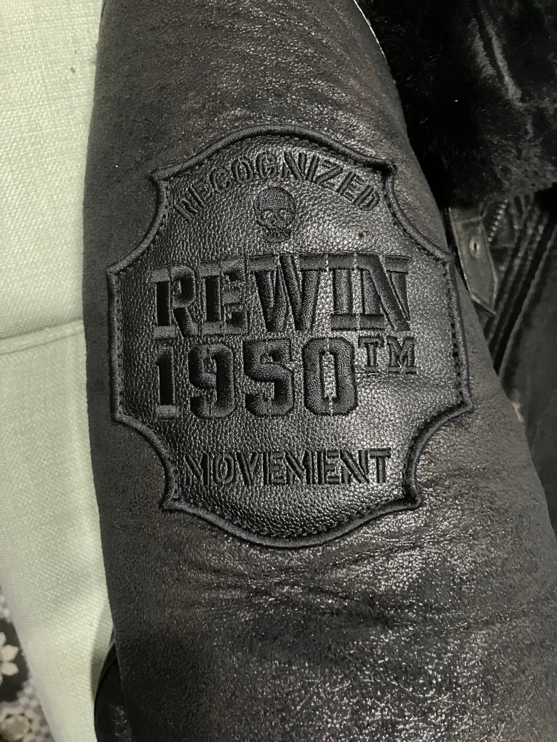 올블랙 무스탕 (버커루) 상품이미지4