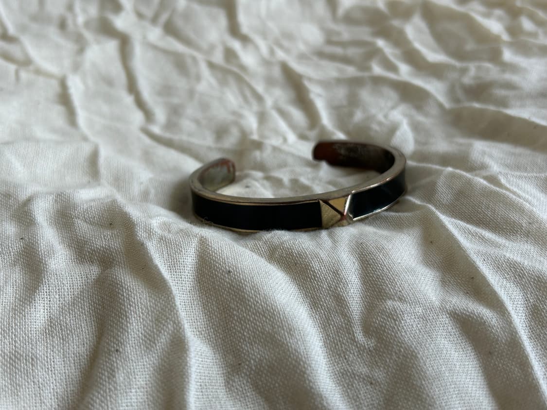 스터드 블랙 뱅글 상품이미지1