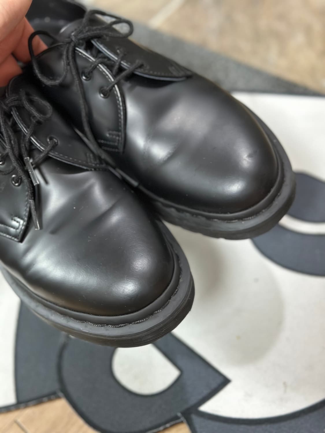 닥터마틴 1461 모노 불랙 UK8 270 상품이미지10