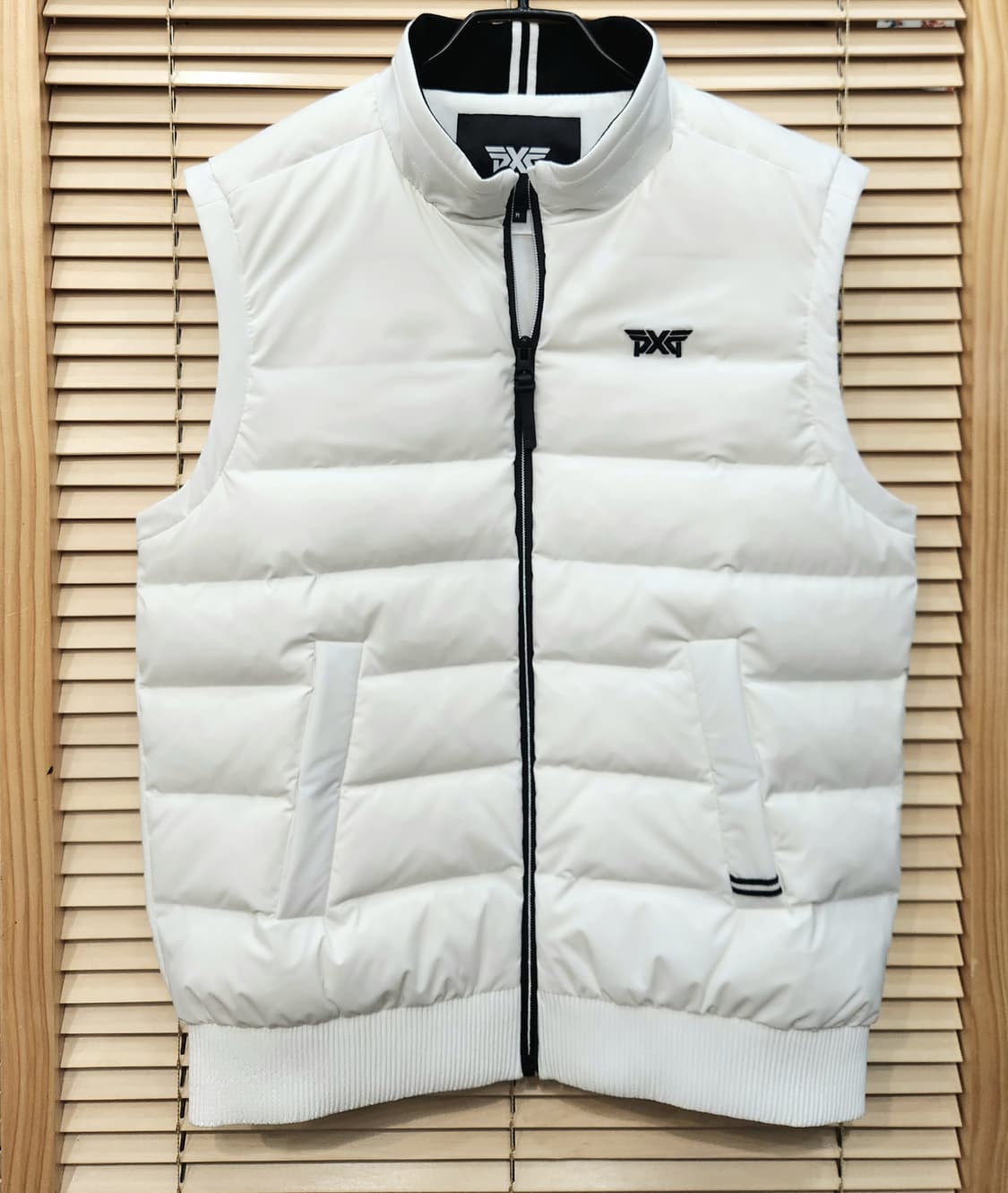 (새상품)PXG 스윙다운 하이브리드 구스니트 베스트 상품이미지4