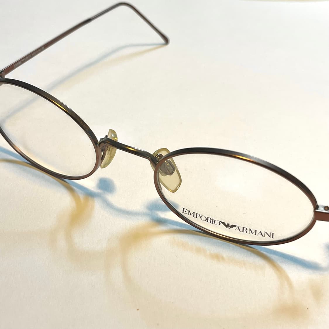 EMPORIO ARMANI 엠포리오 아르마니 사의 빈티지 안경 판매합니다 상품이미지2