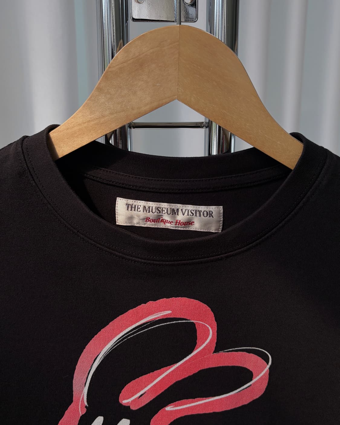 [M]더뮤지엄비지터 래빗 반팔 티셔츠 상품이미지7