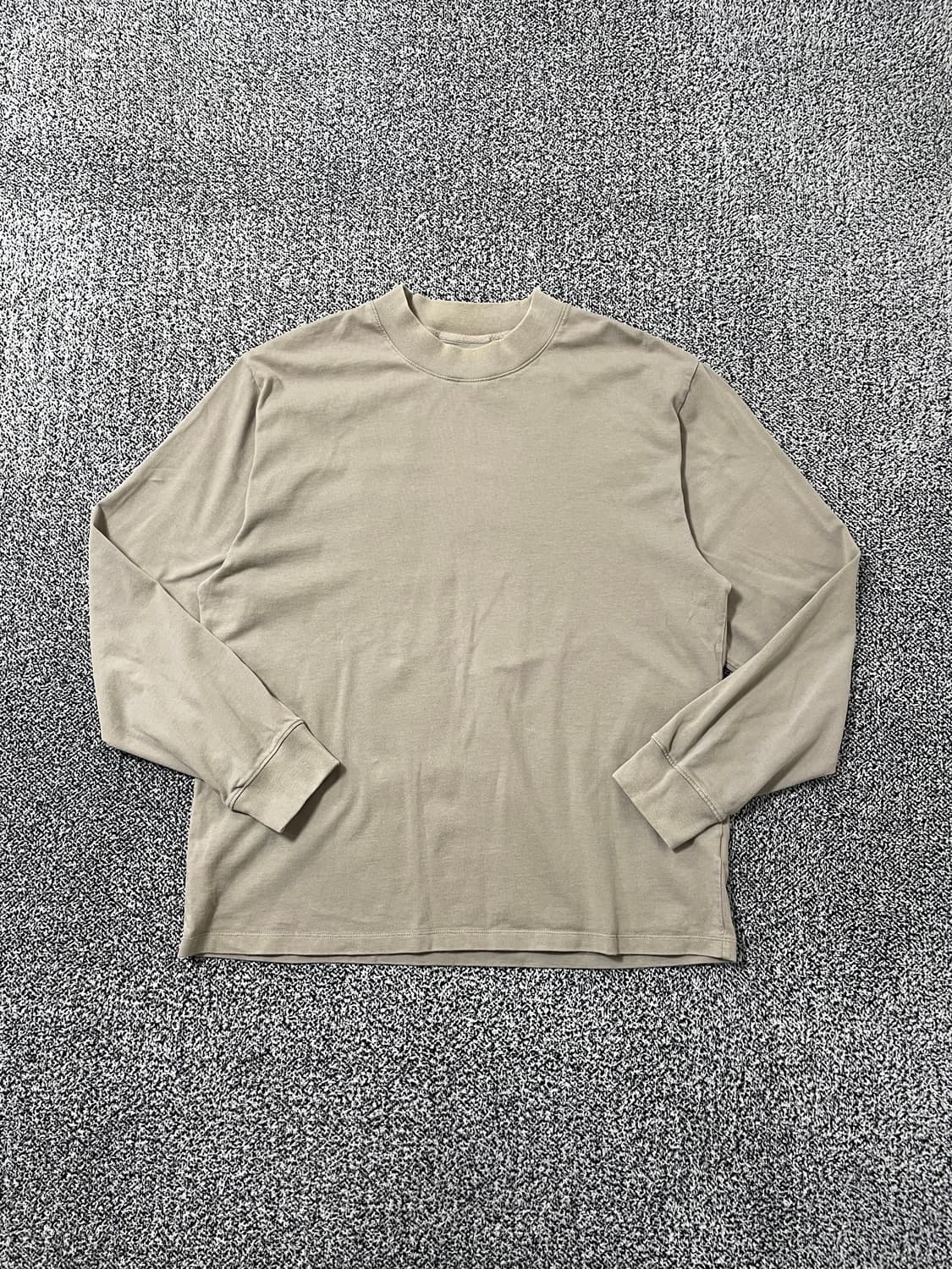 빈티지9. 피어오브갓 에센셜 롱 슬리브 긴팔 티셔츠 맨투맨 오트밀 토프 상품이미지2