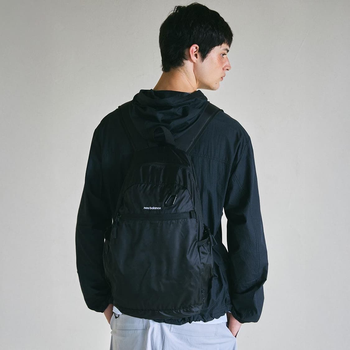 뉴발란스 패커블 경량백팩 상품이미지1