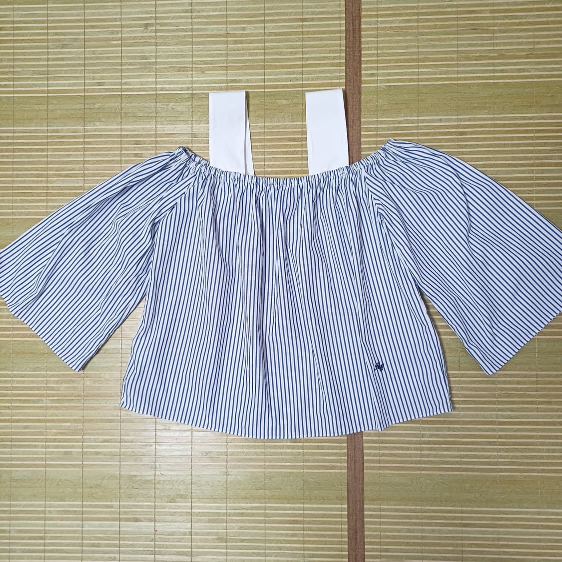 recto 렉토 오프숄더 면 블라우스 (택포) 상품이미지3