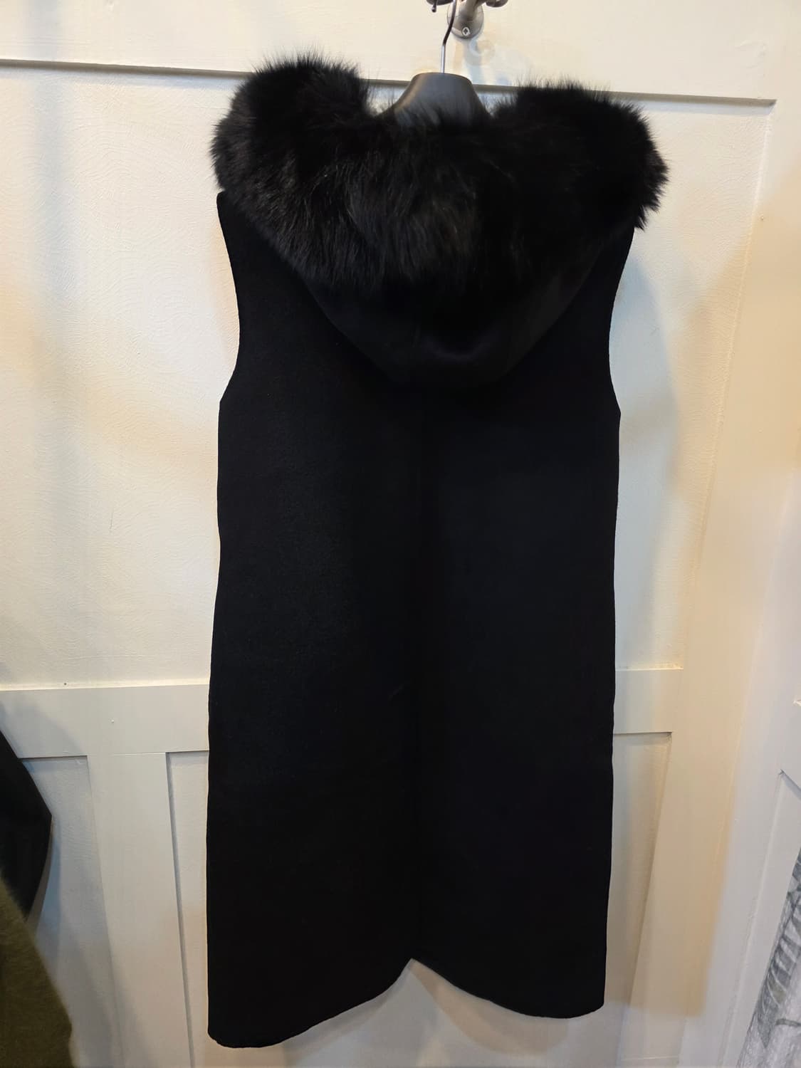 폭스퍼 후드 롱 울 베스트 블랙 상품이미지2