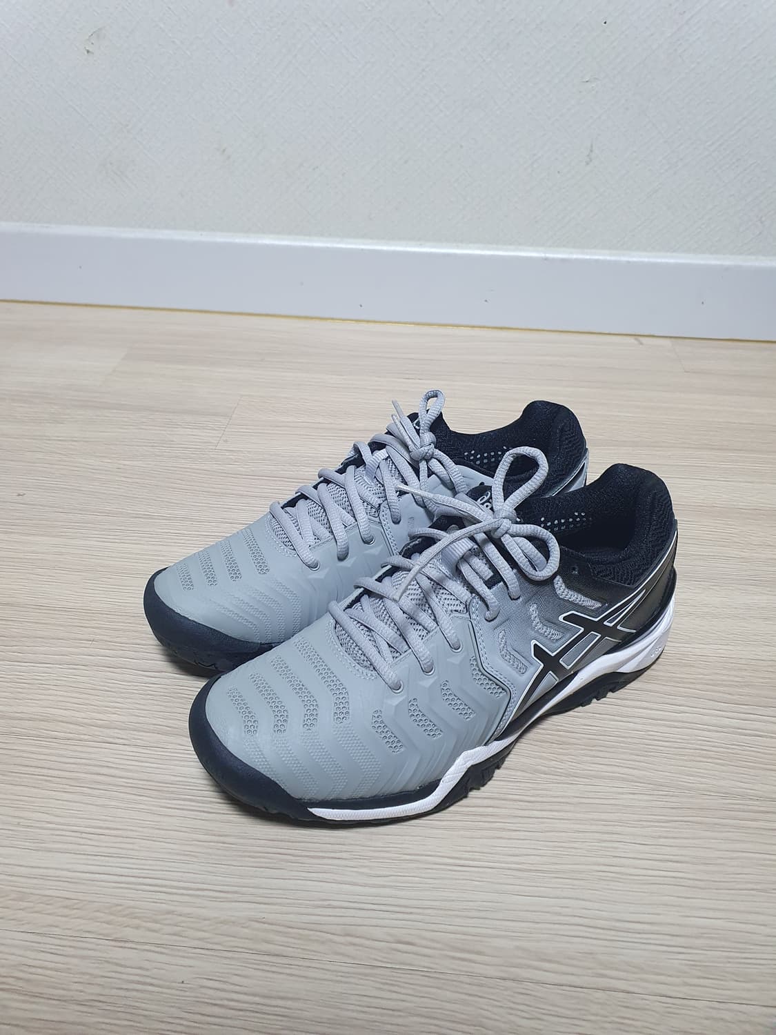 아식스 젤 레솔루션 7 테니스화 그레이 255 상품이미지4