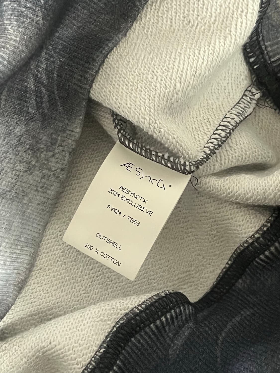 aesynctx 에이시네틱스 X 더현대 후드티 Os 상품이미지3