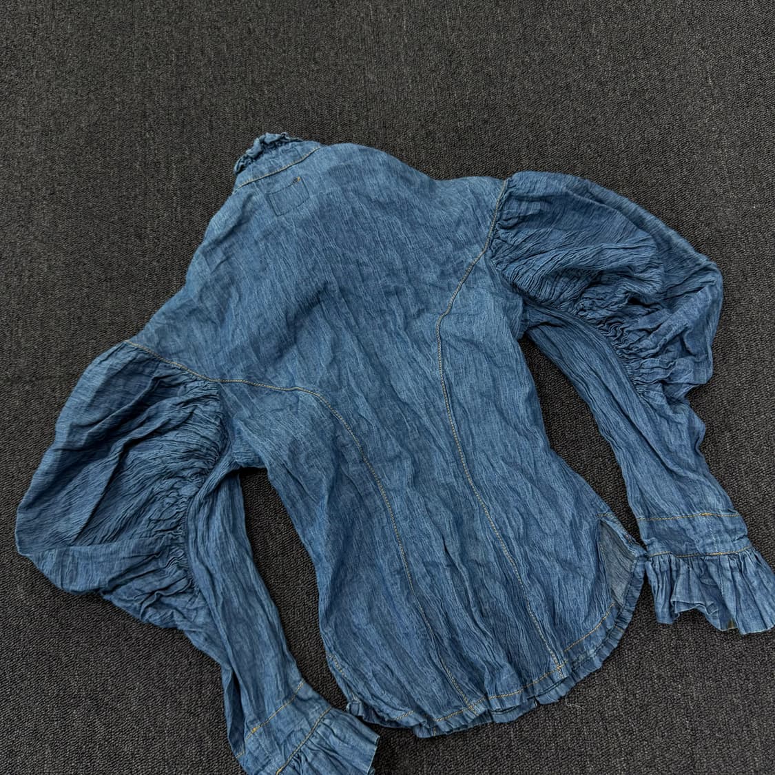 비비안웨스트우드 하이넥러플 퍼프소매 셔츠 상품이미지7