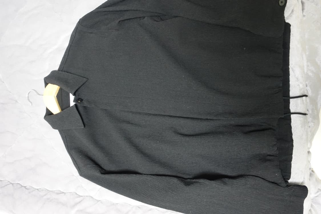 솔리드옴므 플리츠 셔츠 블랙 44사이즈 상품이미지1