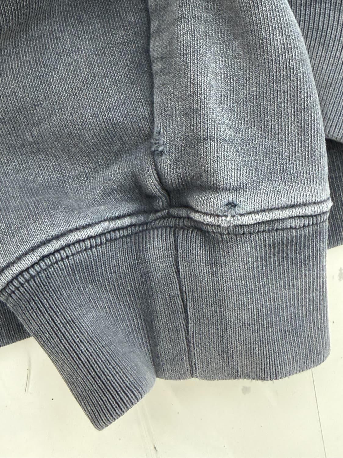 이지 시즌 5 칼라바사스 크루넥 스웨트셔츠 상품이미지8