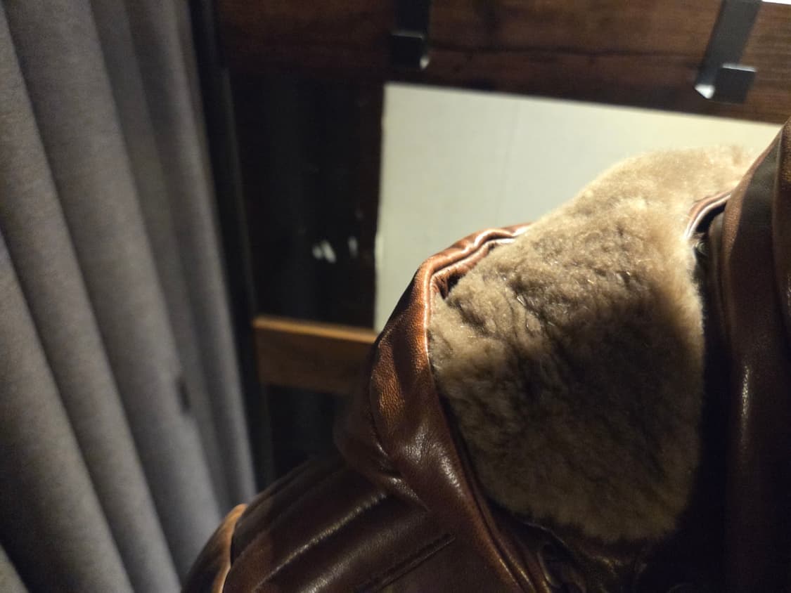 톰포드 레더구스다운자켓 상품이미지5