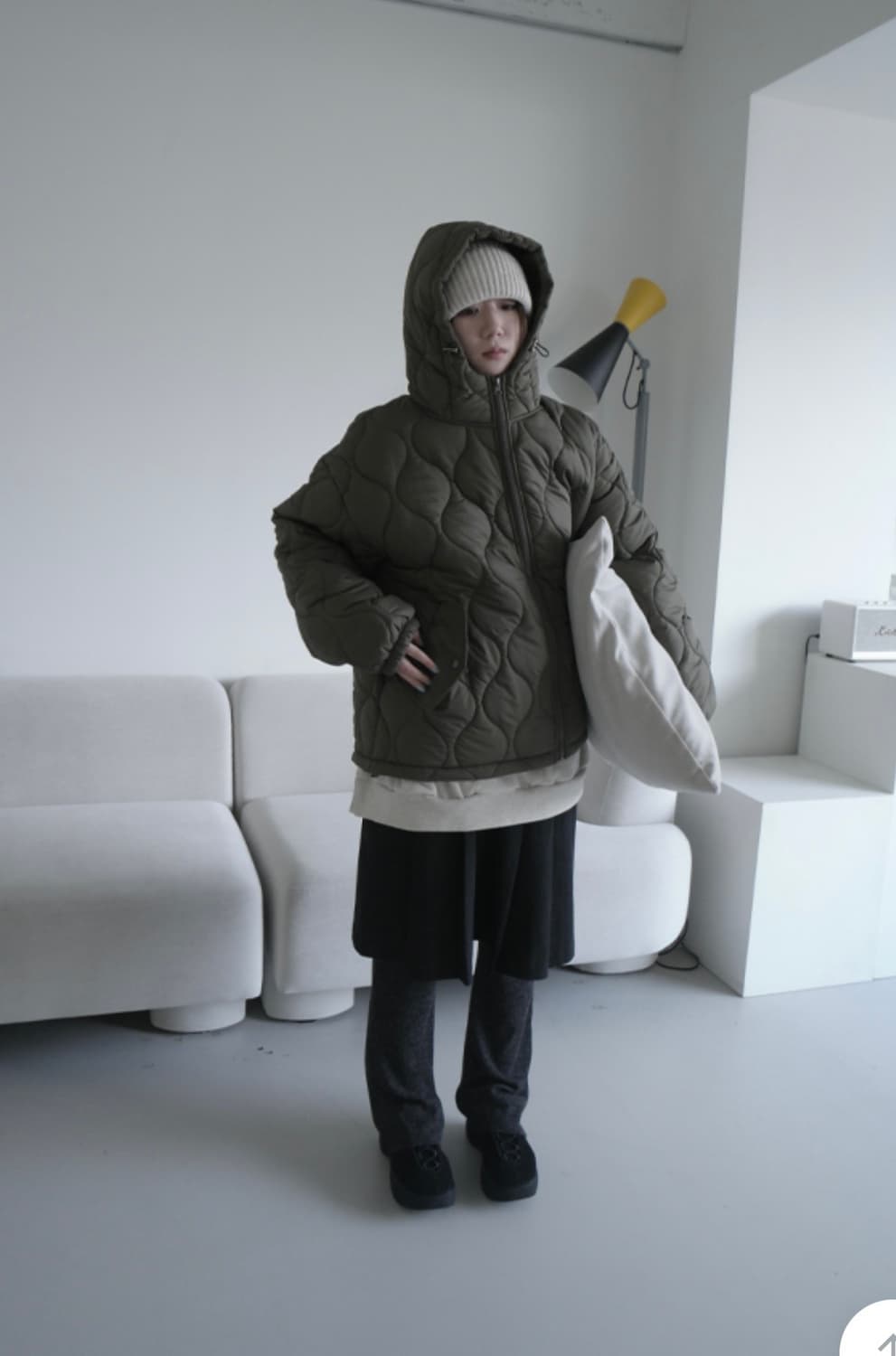 에프터먼데이 매트 퀄팅 후드 점퍼 경량패딩 블랙 상품이미지1