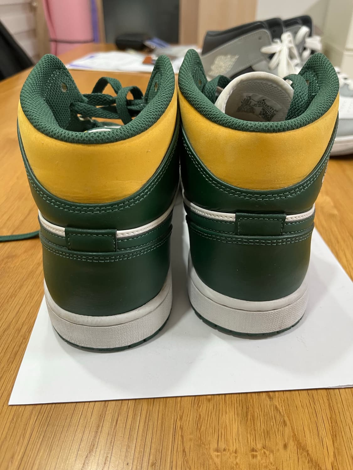 나이키 에어 조던 1 미드 그린/옐로우 Size 285 상품이미지3