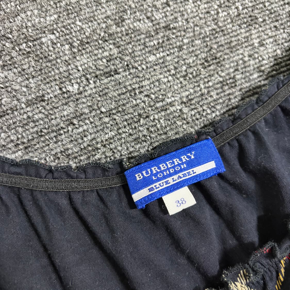 버버리 블루라벨 노바체크 리본 블라우스 상품이미지4