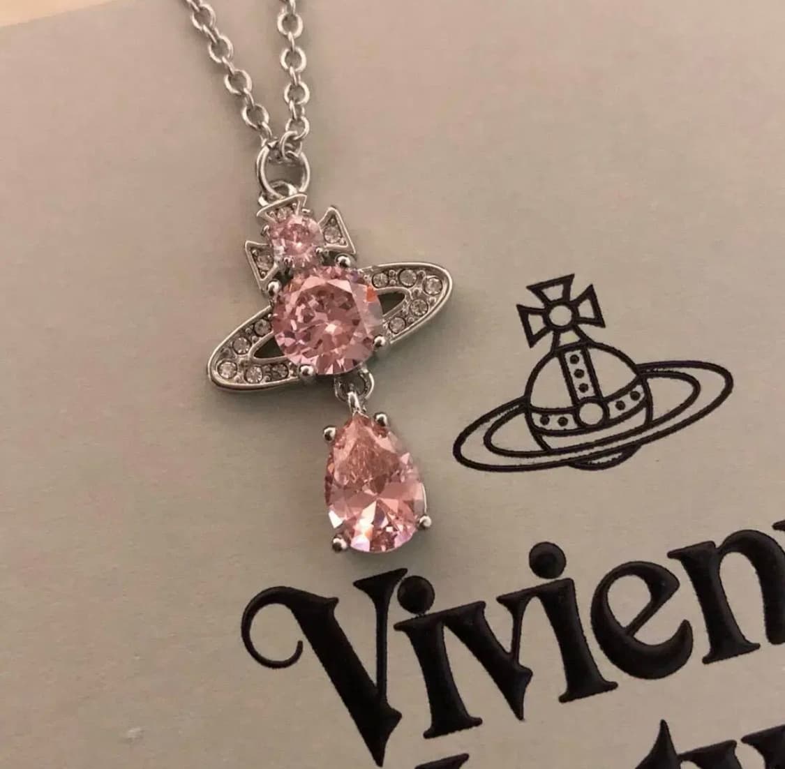 비비안웨스트우드 핑크 오브 목걸이 이스메네 드롭 펜던트 플래니텀 핑크 상품이미지2