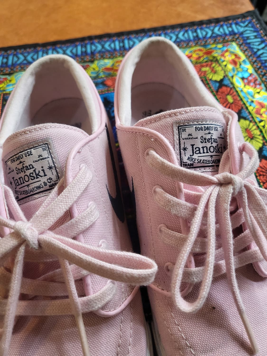 나이키SB 스테판 야노스키 핑크 상품이미지2