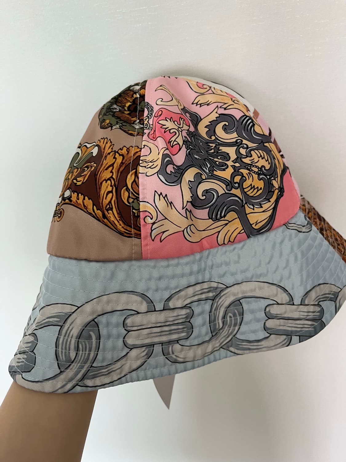 꼼데가르송 실크 패치패턴 버킷 햇 상품이미지5