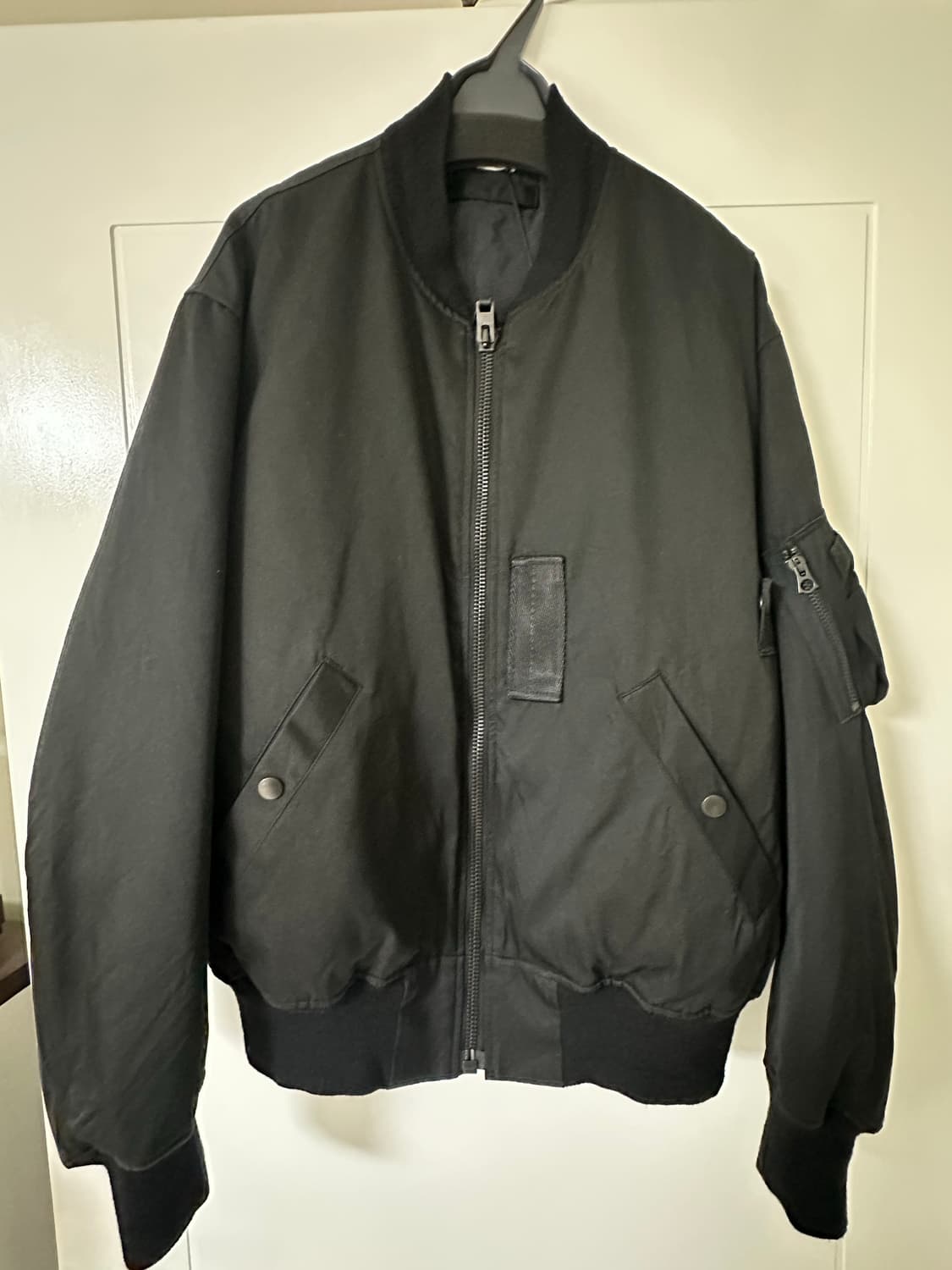 아프레쎄 빈티지 실크 플라이트 자켓 블랙 2SZ 상품이미지2