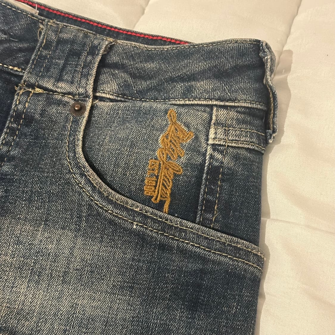 어반아웃피터스 bdg 로우라이즈 부츠컷 데님 팬츠 상품이미지4