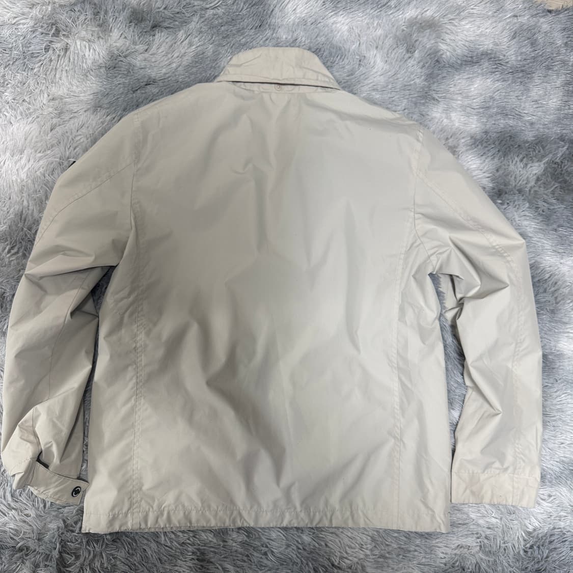 내셔널지오그래픽  경량 바람막이 L사이즈  상품이미지6