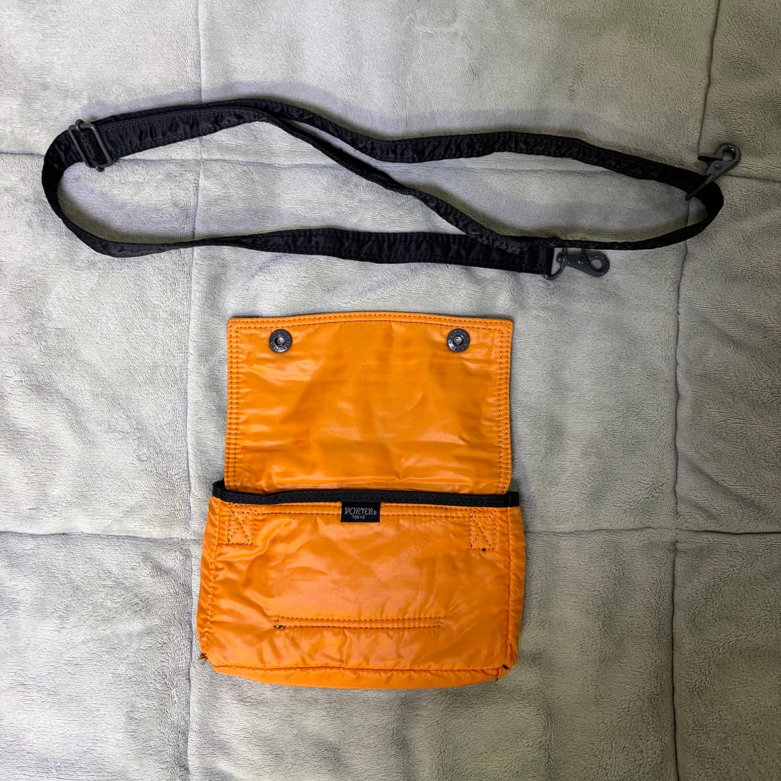 porter 요시다 포터 탱커 스냅숄더백 블랙 상품이미지5