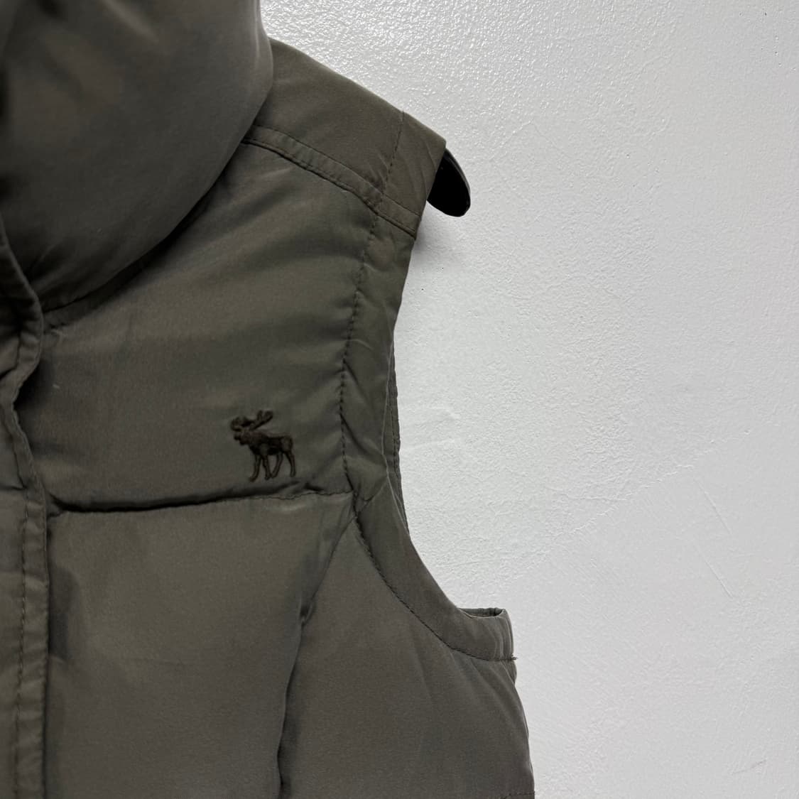 아베크롬비 다운 베스트 2  상품이미지3