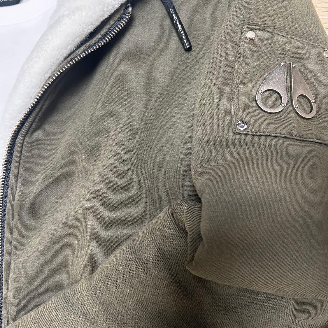 무스너클 버니스웨터 상품이미지4