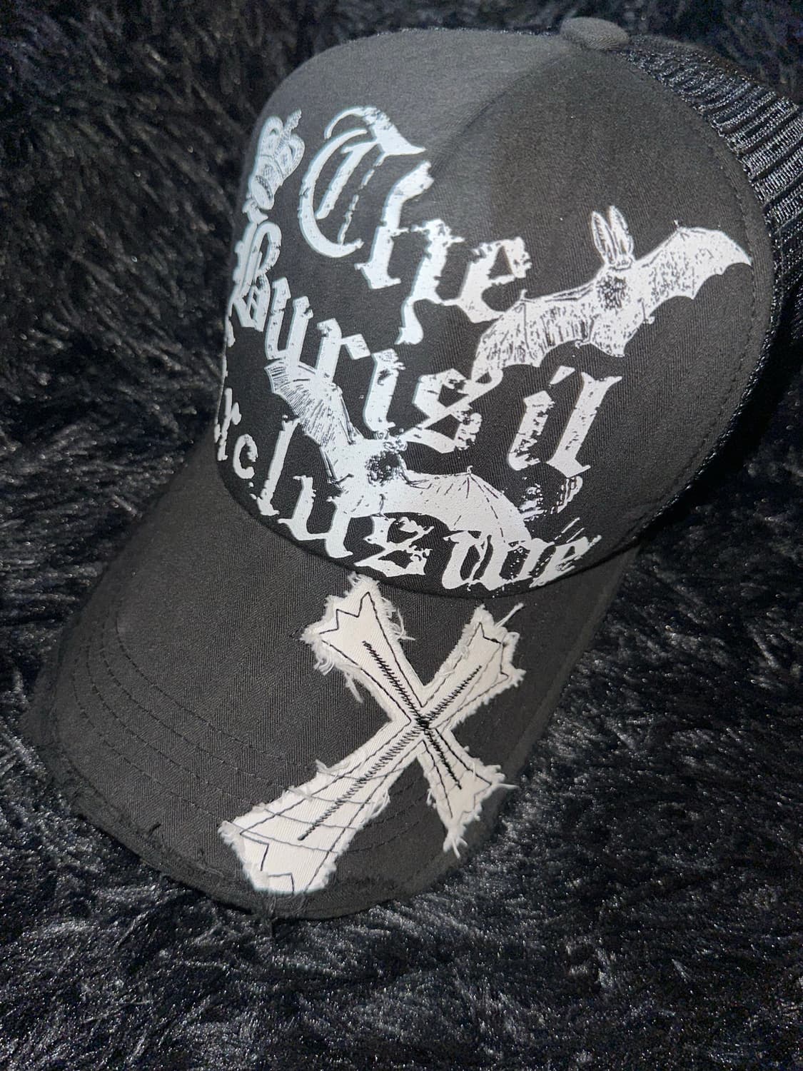 박쥐 고딕 고스 데미지 메쉬 볼캡 상품이미지1