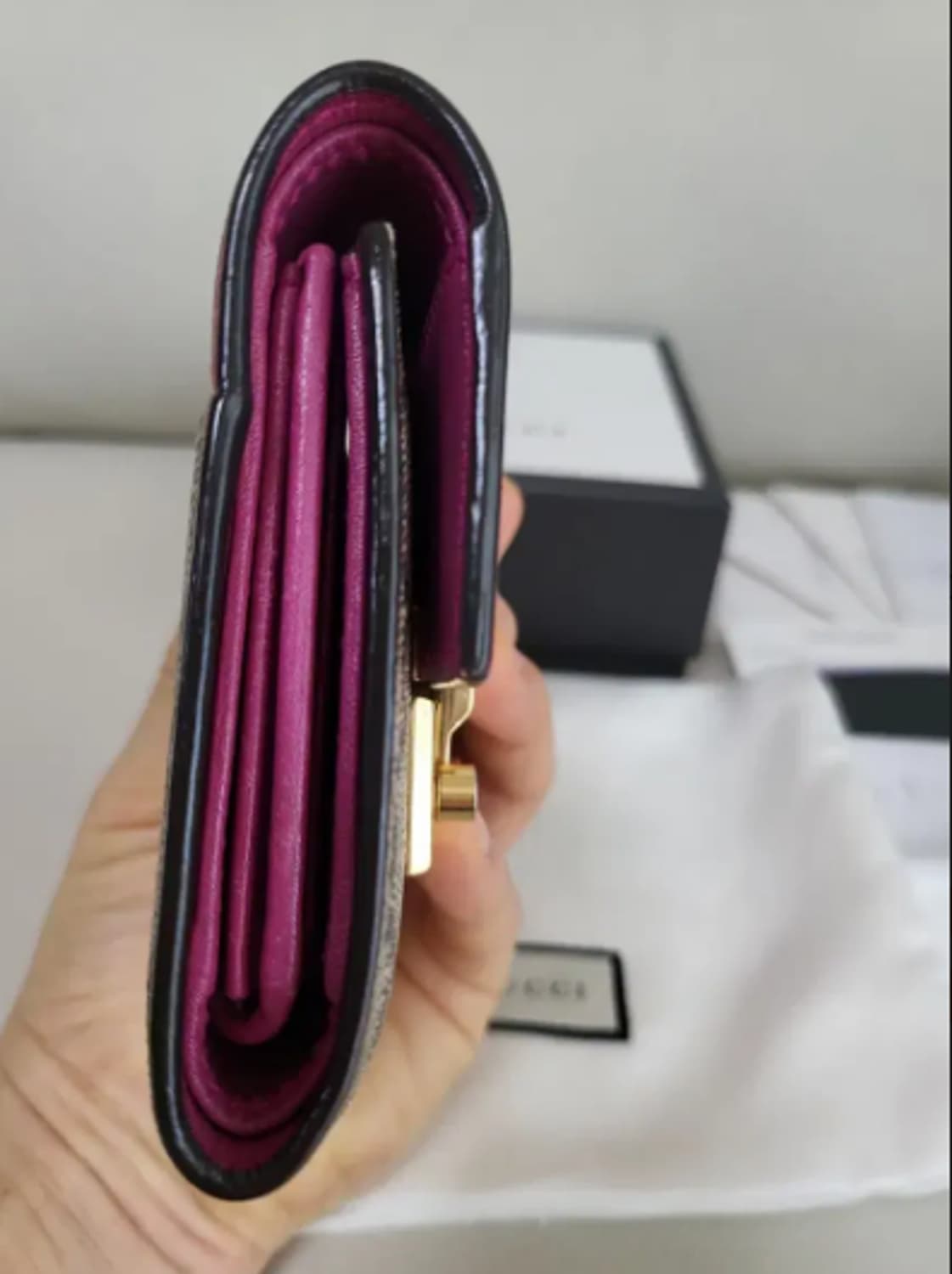 [정품,풀구성품] 구찌 GG 슈프림 패드락 투톤 반지갑 상품이미지3