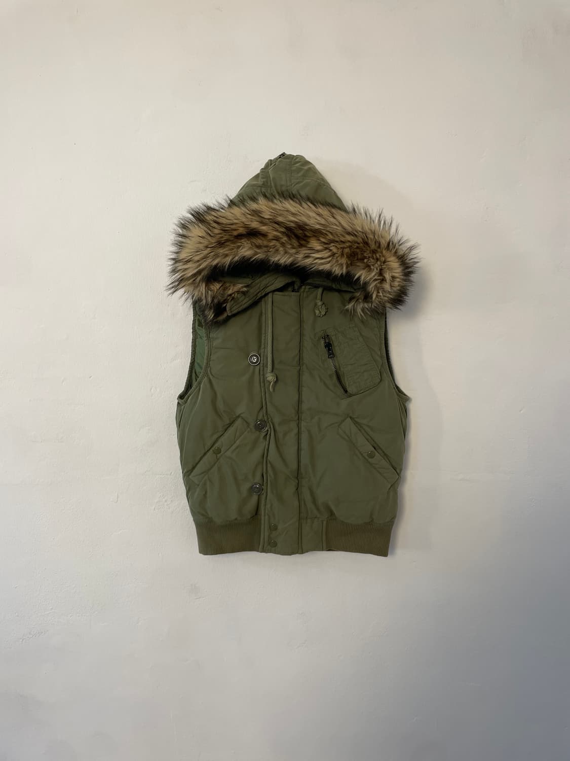 데님앤서플라이 밀리터리 패딩 베스트 상품이미지1