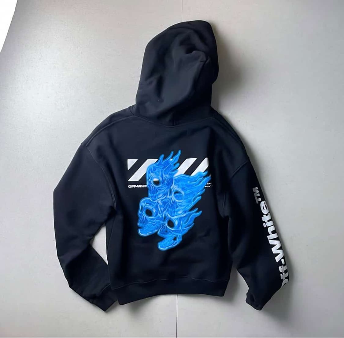 오프화이트 후드티 상품이미지1