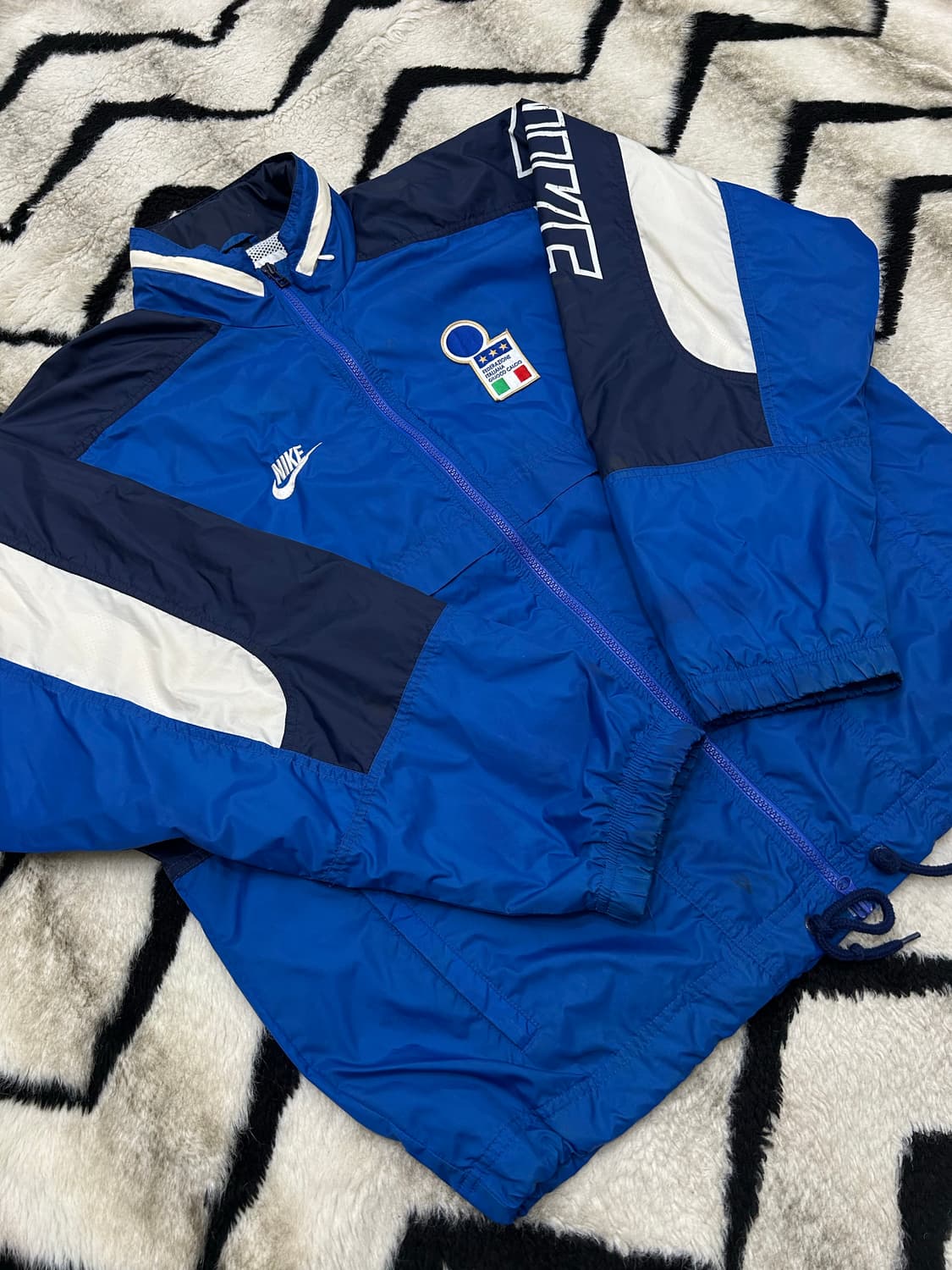 [L]나이키90s 오버핏 이탈리아 축구 국대 바람막이 상품이미지2