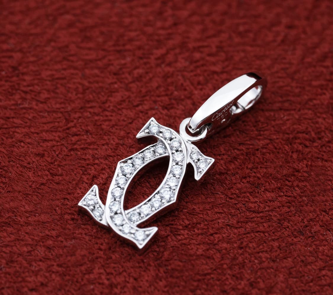 까르띠에 2C 파베 천연 다이아몬드 18K 화이트골드 목걸이 펜던트 상품이미지2