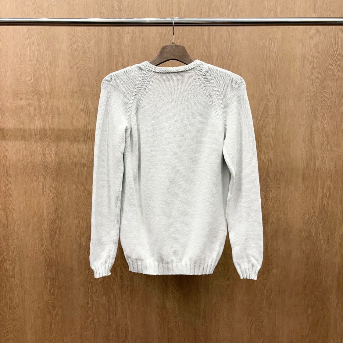 막스마라 위켄드 브이넥 니트 케이블 조직 레글런 슬리브 디테일 아이보리 상품이미지3