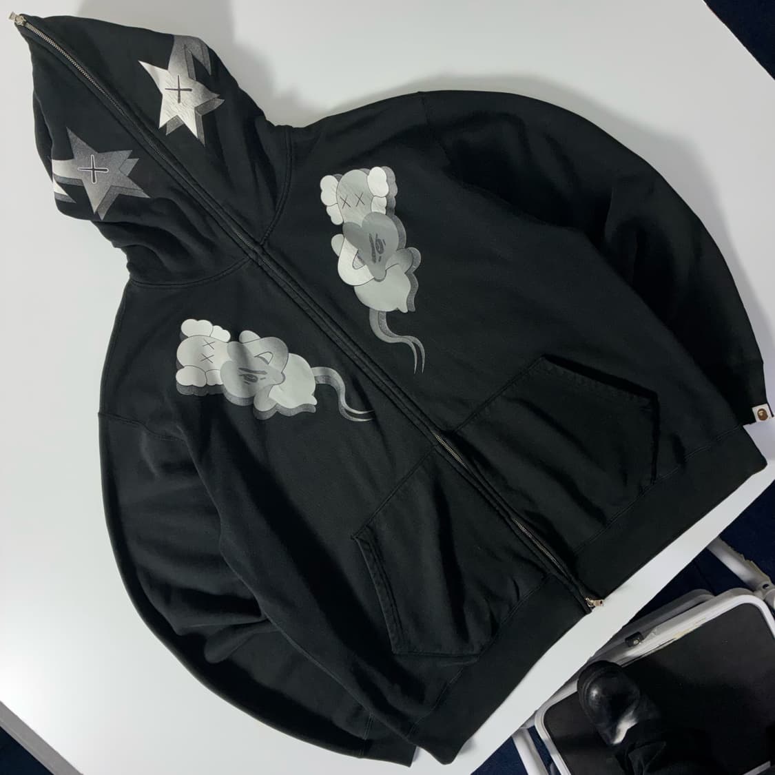 Bape  베이프 X 카우스 블랙 후드집업  상품이미지1