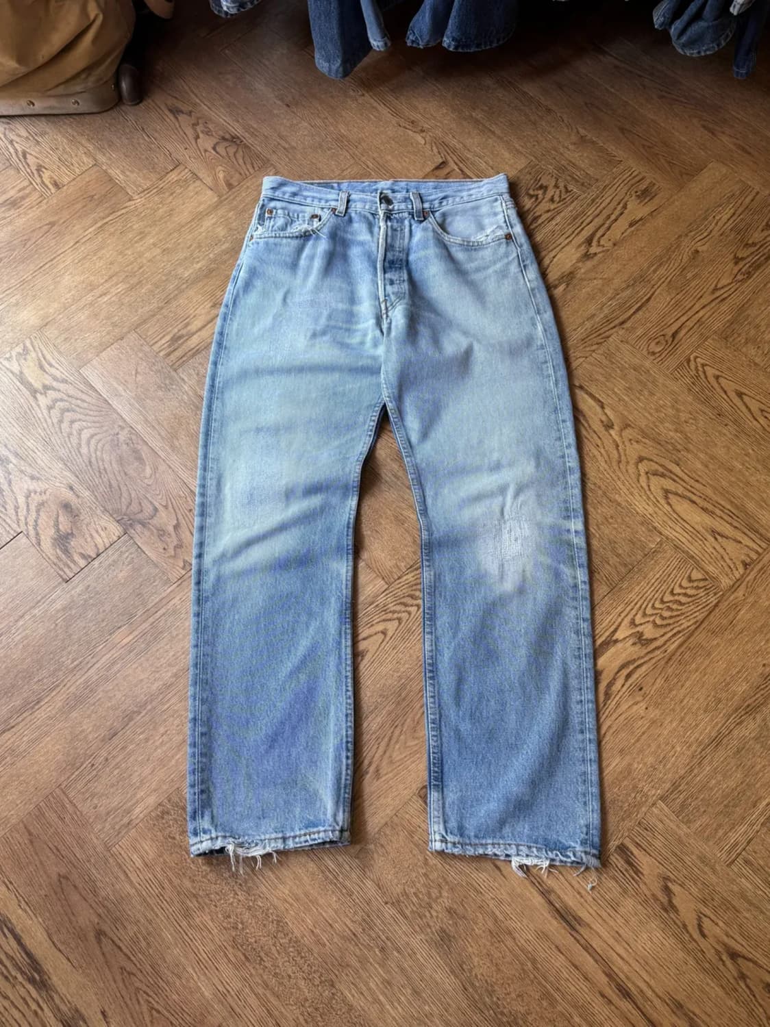 [32]90's 리바이스 501 Made In USA 연청 데님 팬츠 상품이미지1