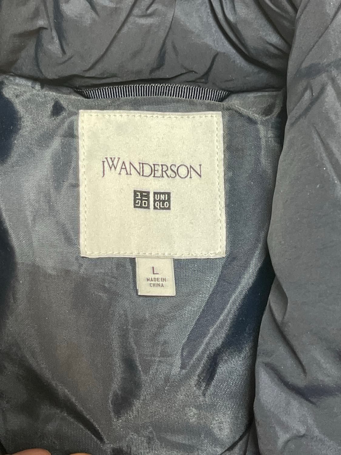 유니클로 JW앤더슨 콜라보 패딩 여성 라지 상품이미지2