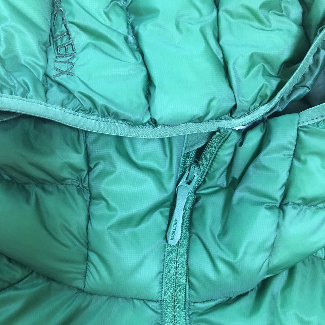 아크테릭스세륨후디에덴그린패딩(m)25.9구매 상품이미지3