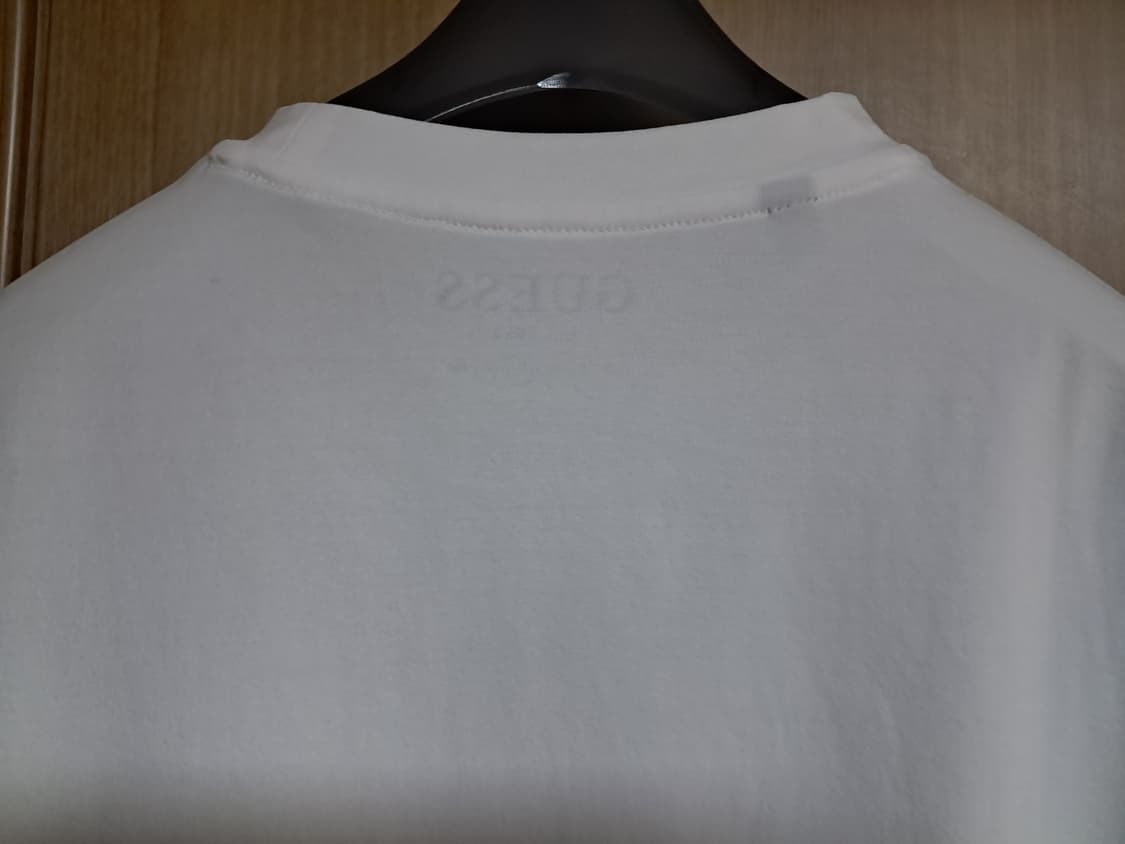 게스 반팔티 남성100  상품이미지4