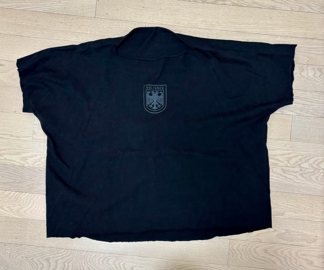 이지 Yeezy 벌처스 티셔츠 (black) 상품이미지1