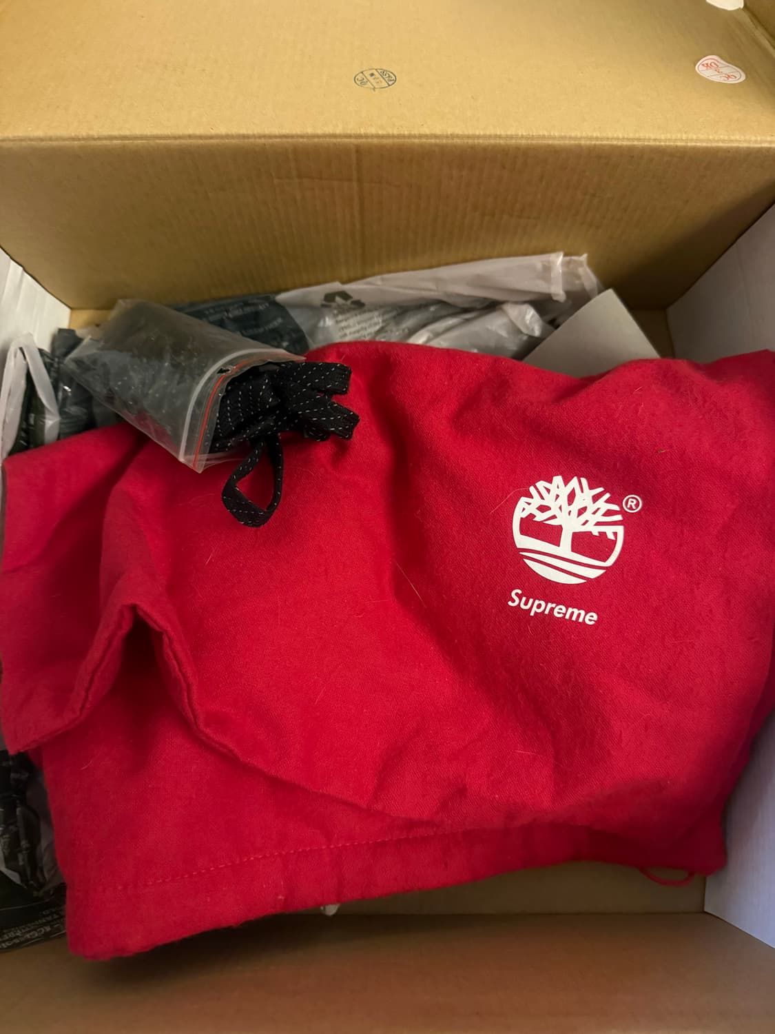 슈프림 팀버랜드 world hiker boots 상품이미지10